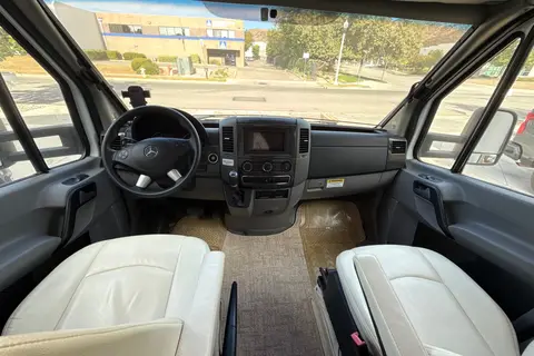 Mercedes Winnebago View Class C fuel efficient