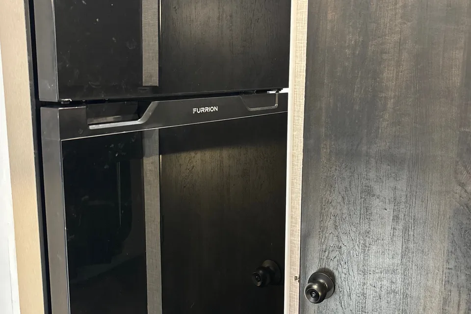 “Orca Pod” Jayco 174BH SLX Travel Trailer