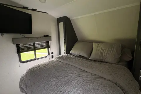 Cain's cozy retreat Dutchmen 21RDC Travel Trailer