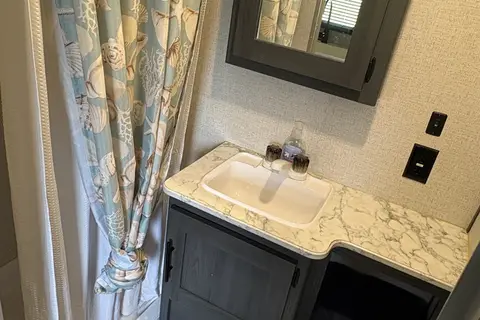 Cain's cozy retreat Dutchmen 21RDC Travel Trailer