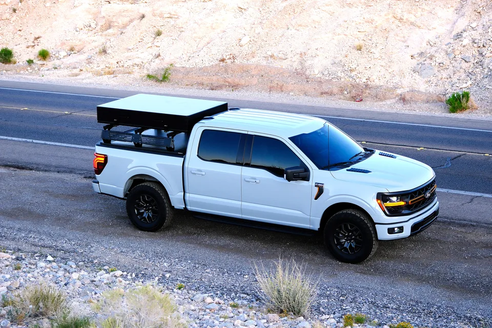 2024 Ford Tremorwith Roofnest-Starlink-Unlimated miles