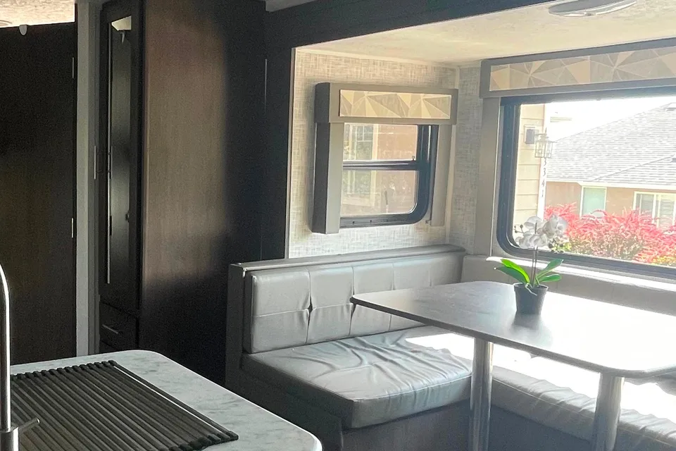 Modern Family Friendly Glamping