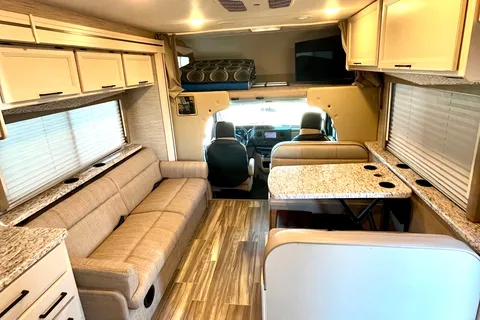 2022 Thor Motor Coach Freedom Elite 30FE