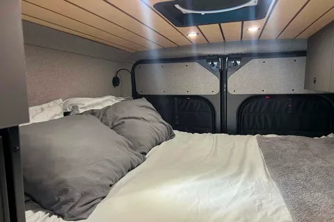 ROUSS Campervan
