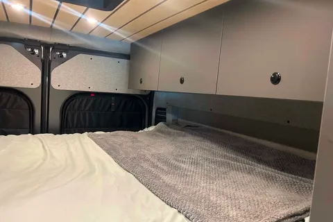 ROUSS Campervan