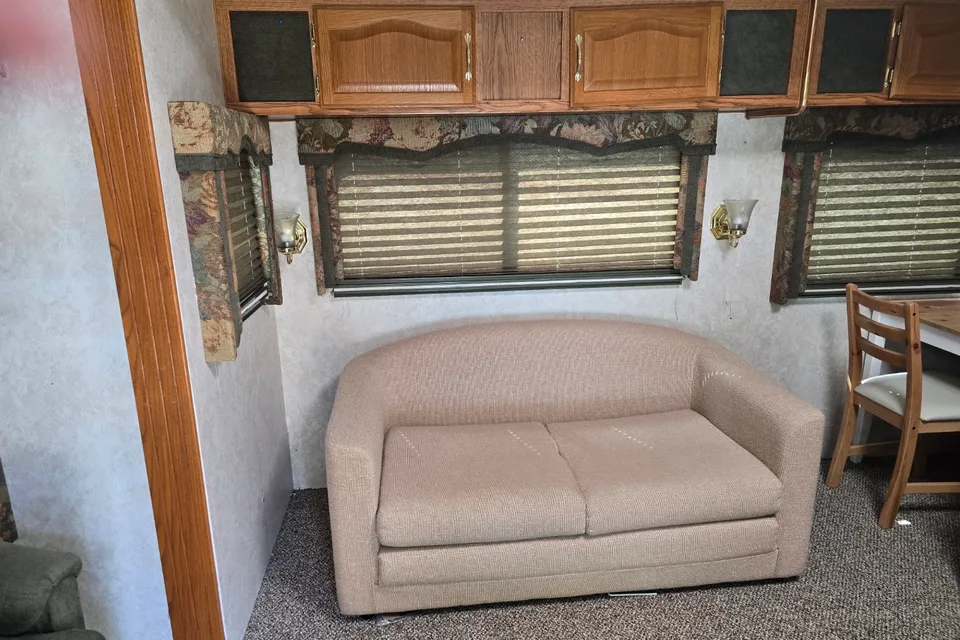 Jeannette's Komfort 26FSG Fifth Wheel