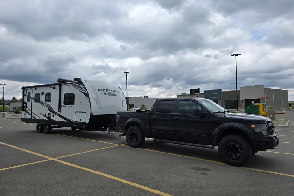 Danielle's Strathmore Heartland Sundance Ultra Lite 221RB Travel Trailer