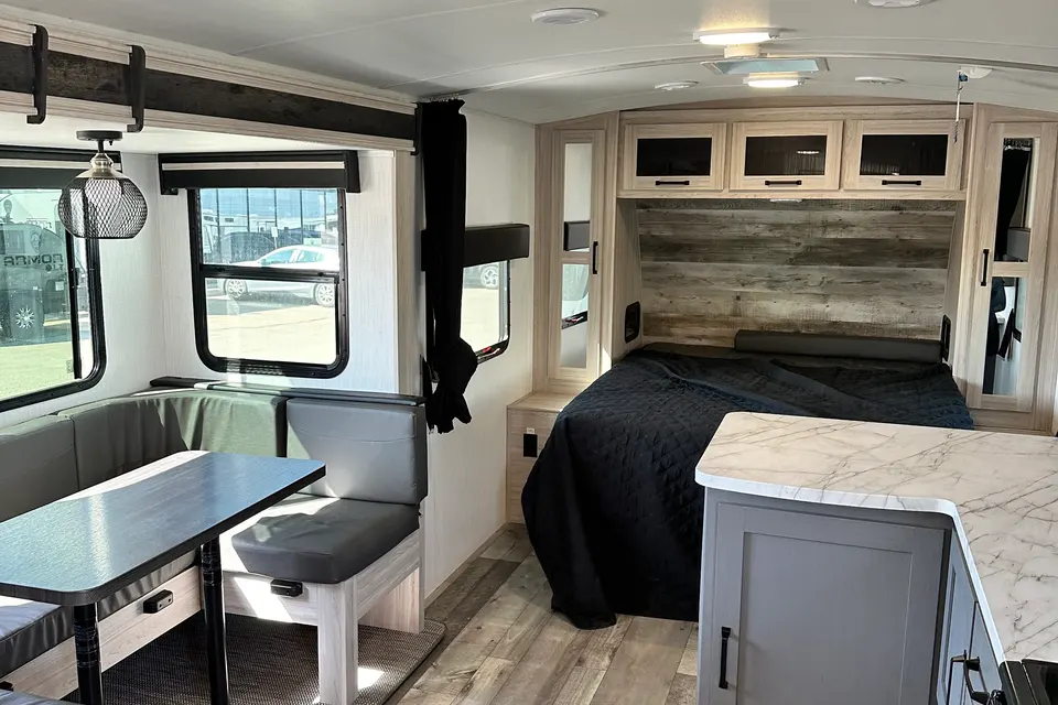 Danielle's Strathmore Heartland Sundance Ultra Lite 221RB Travel Trailer