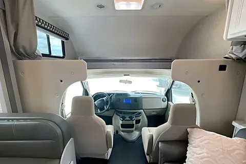 WiFi - LUXURIOUS - Sleeps 7 - Fits in State Parks