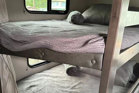 Glamping’ Camping