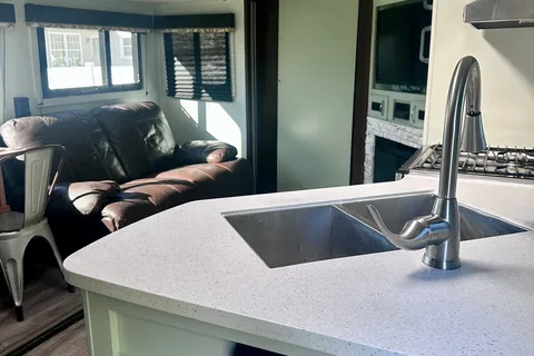 Jayco White Hawk Travel Trailer