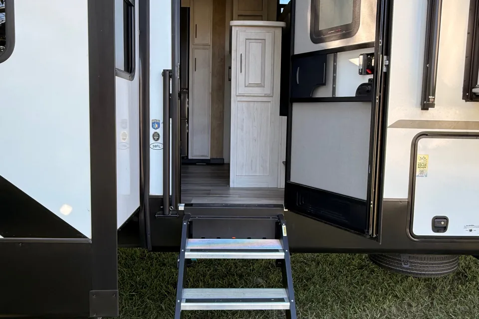 Jack Sparrow RV Rental Fort Wilderness Campground