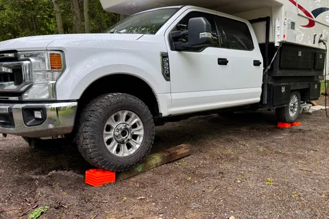 Northern Lite 9-6  “Discover Ontario”