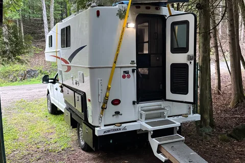 Northern Lite 9-6  “Discover Ontario”