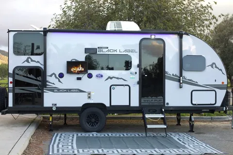 Forest River Wolf Pup 17JGBL Travel Trailer