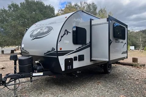 Forest River Wolf Pup 17JGBL Travel Trailer