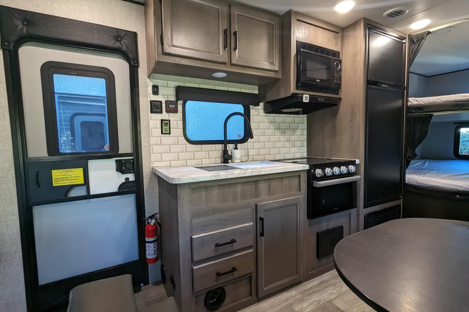 Pan's Jayco Jay Flight SLX 224BHW Travel Trailer