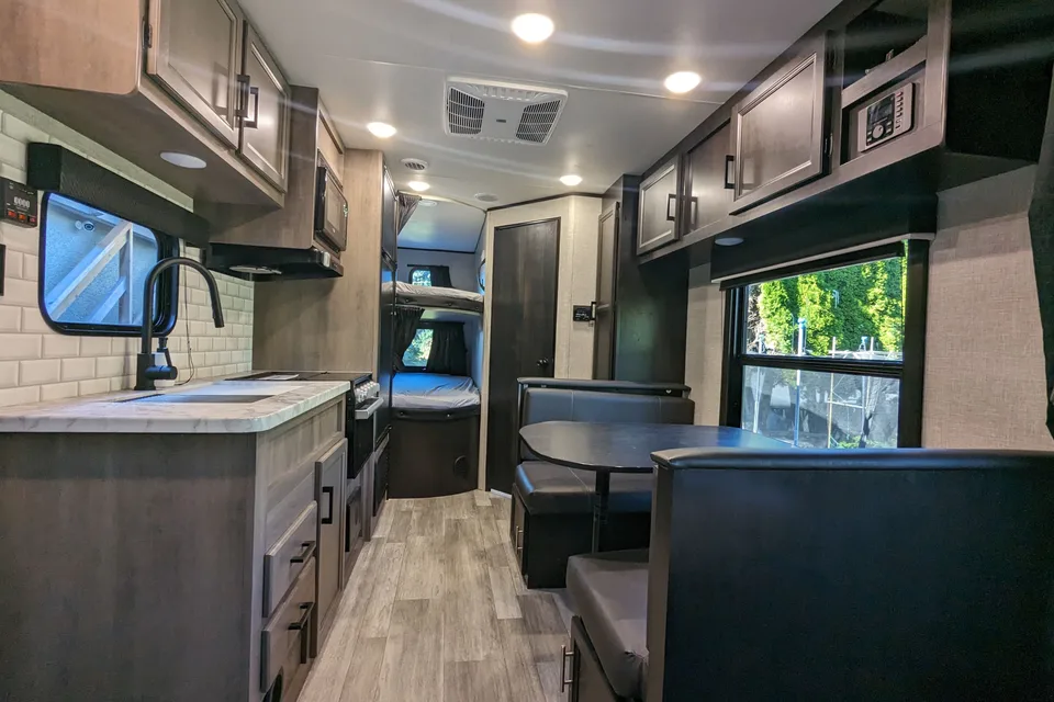 Pan's Jayco Jay Flight SLX 224BHW Travel Trailer