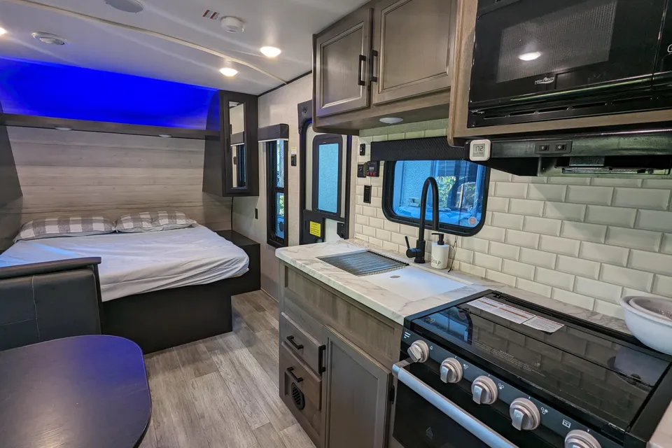 Pan's Jayco Jay Flight SLX 224BHW Travel Trailer