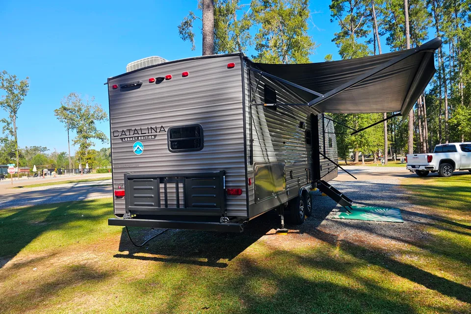 2025 Coachmen Catalina Travel Trailer
