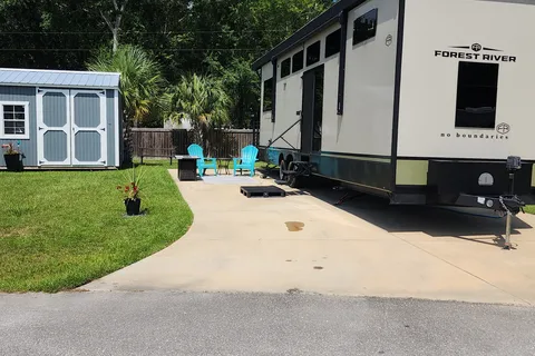 Tides Inn Gulf Shores RV Cottage