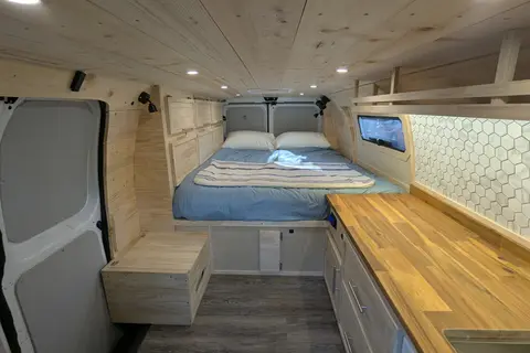 Luna the Campervan | NO Cleaning Fee |  Kananaskis Pass Included