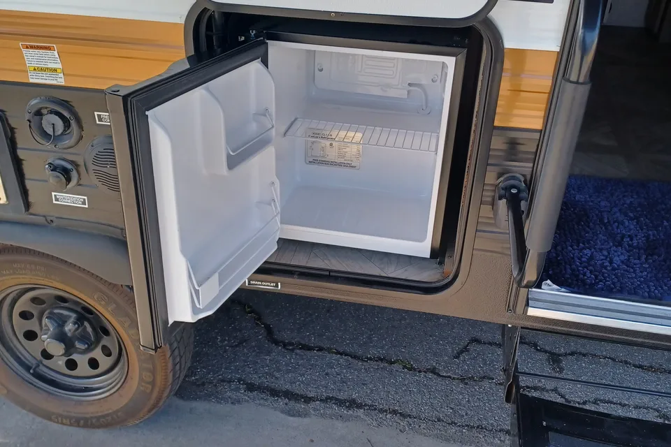 Eddie's Forest River Wildwood x-lite Travel Trailer