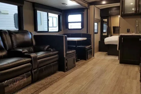 Cozy Family Bunkhouse Getaway