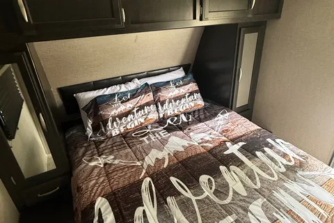 Cozy Family Bunkhouse Getaway