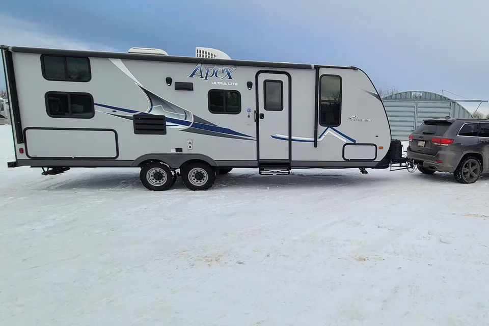 Gerard and Shannon's Ultra Lite 2018 Apex 24LE