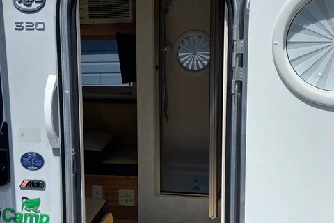 nuCamp 320 Mini-roulotte