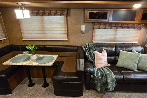 Super Spacious Bunk-House Travel Trailer