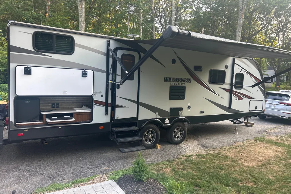 Christopher's Heartland Wilderness ultra Travel Trailer