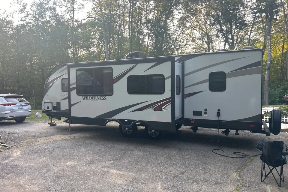 Christopher's Heartland Wilderness ultra Travel Trailer