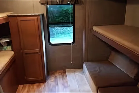 Landon's Keystone Passport 3350BHWE Travel Trailer