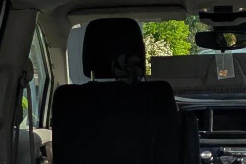 INDIE, notre Chrysler Grand Caravan 2023 aménagée pour vivre vos aventures !