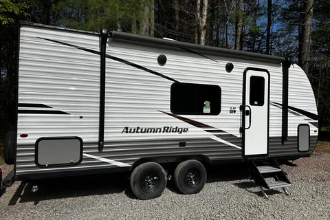Starcraft Autumn Ridge 20MB Travel Trailer
