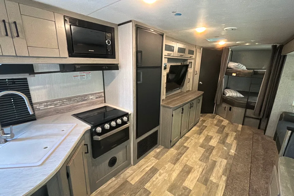 Heartland Mallard M312 Travel Trailer