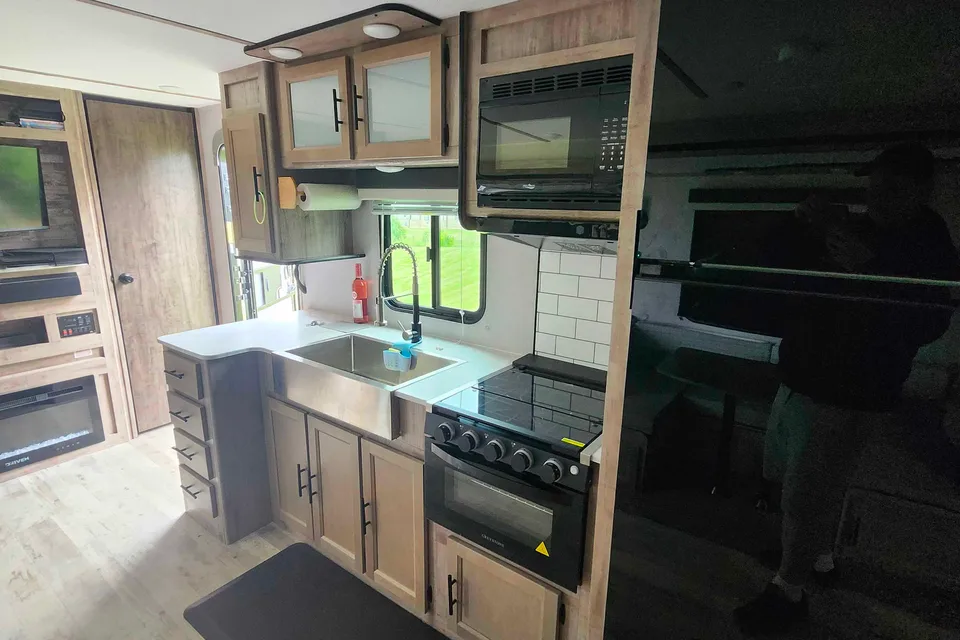 Jeff's Grand River Bunkhouse Travel Trailer