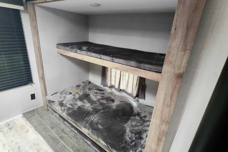 Jeff's Grand River Bunkhouse Travel Trailer