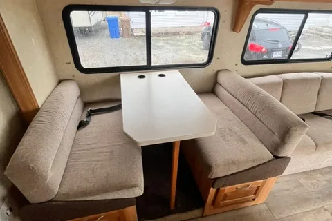 Forest River Sunseeker Classe C