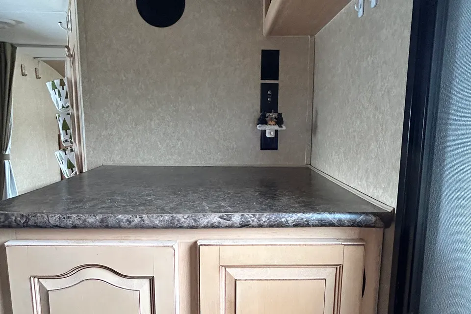 Cozy Coastal Camper