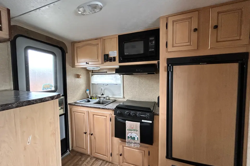 Cozy Coastal Camper
