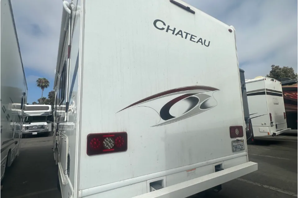 C8 2022 Thor Motor Coach Chateau