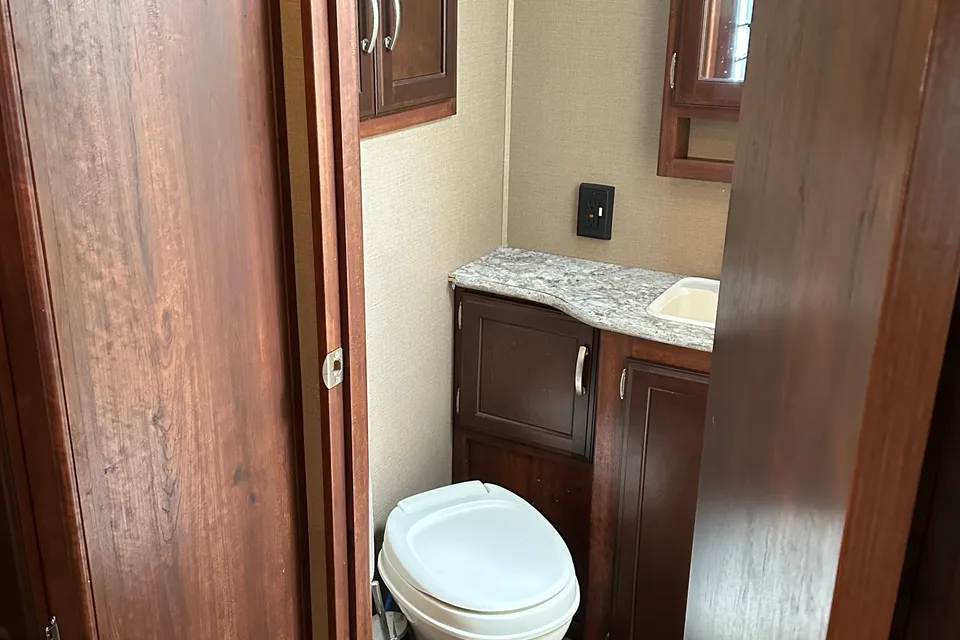 Spacious Family Camper | Outdoor Kitchen | 2 Slide-outs | Sleeps 6 | Outback Terrain 265TRB