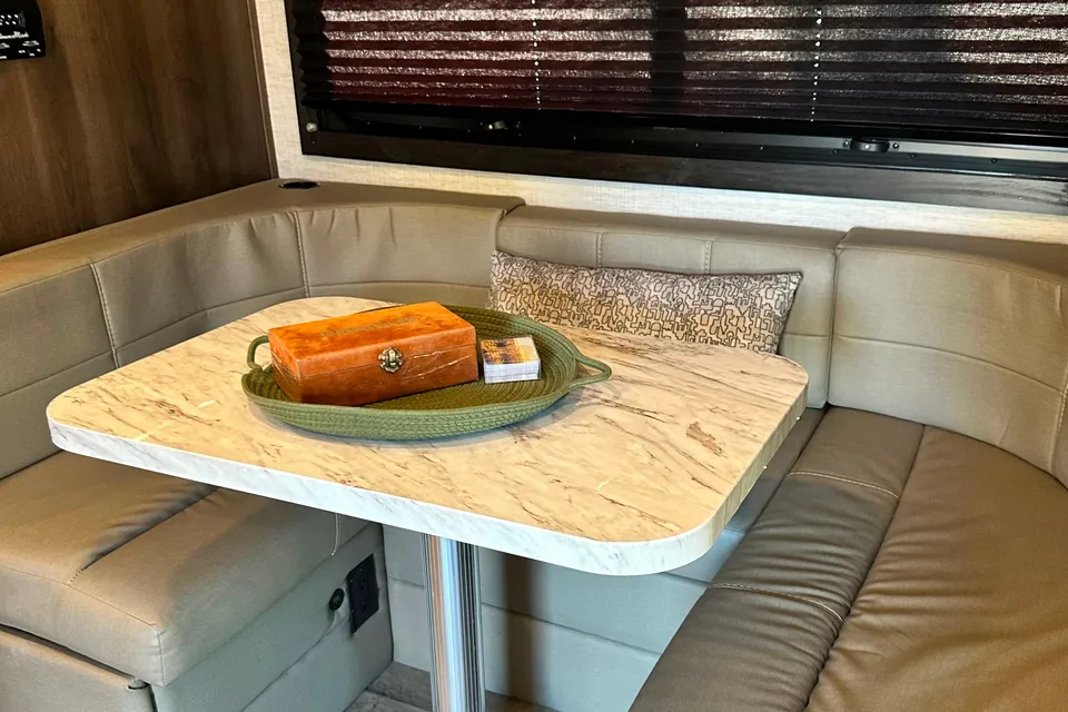 Cantens family coach