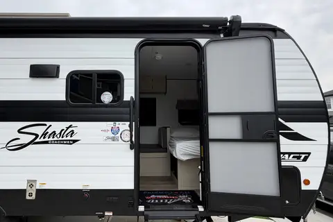 Shasta's Brand new 2026 20' Travel Trailer