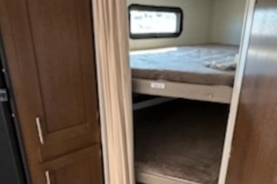 Brandi's Forest River Tracer Breeze Travel Trailer