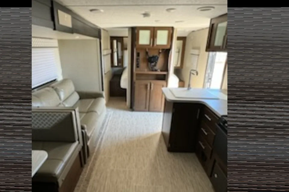 Brandi's Forest River Tracer Breeze Travel Trailer