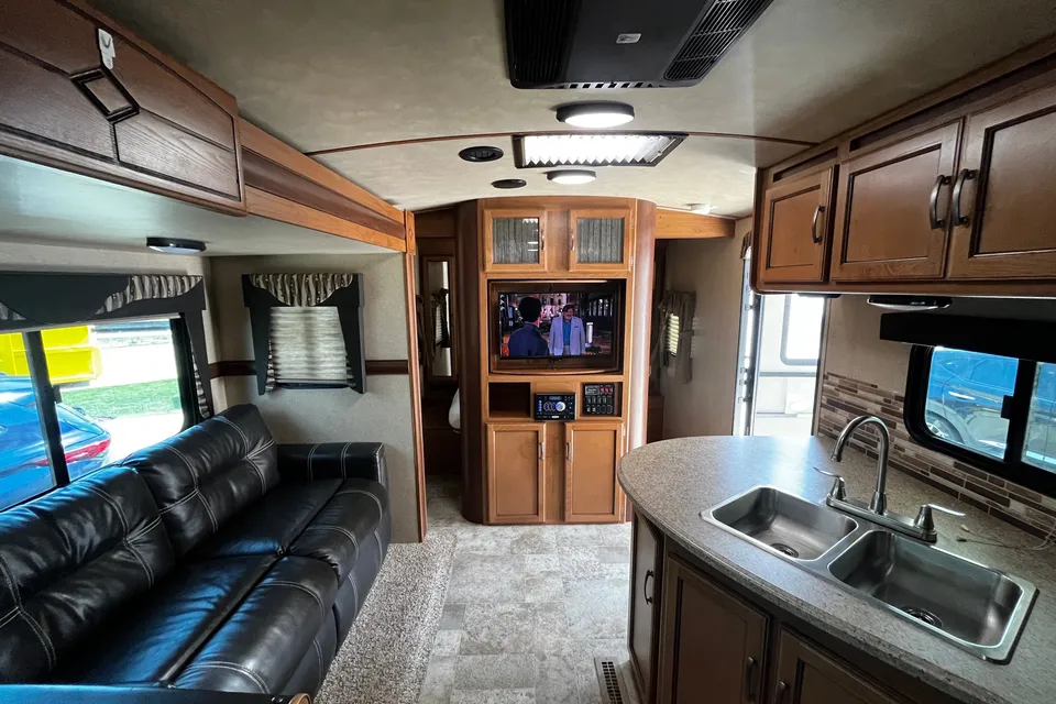 2017 Sunset Trail 270BH